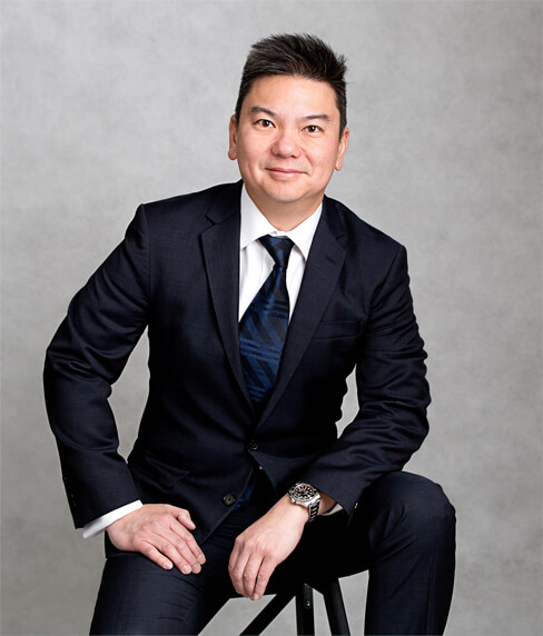 Dr Adrian Kwok